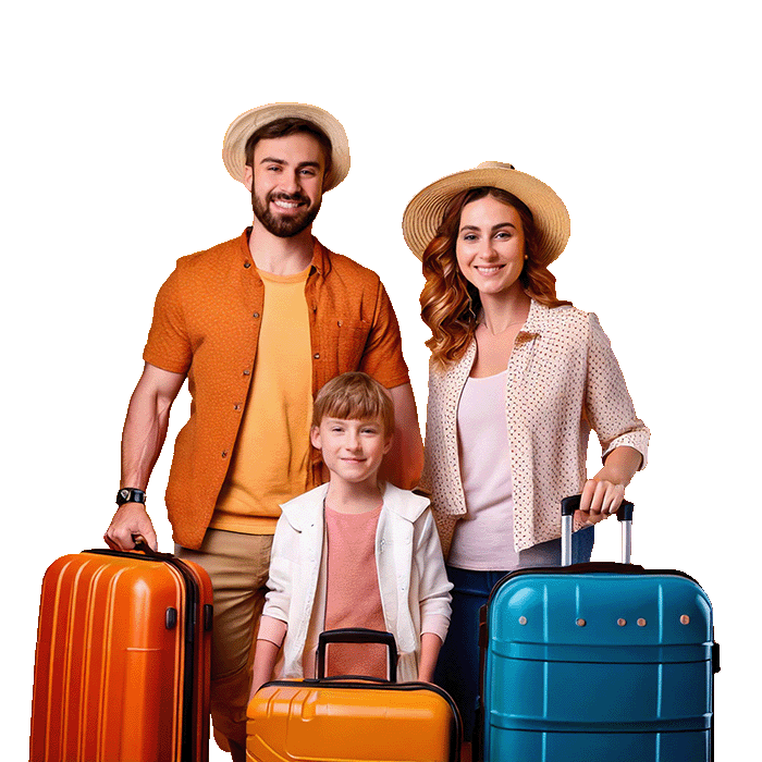 Pai, mae e filho com malas de viagem